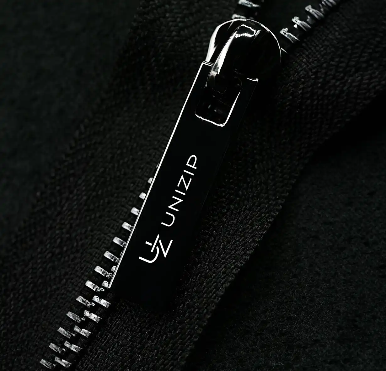 Unizip produzione e vendita tiretti tipo laserato